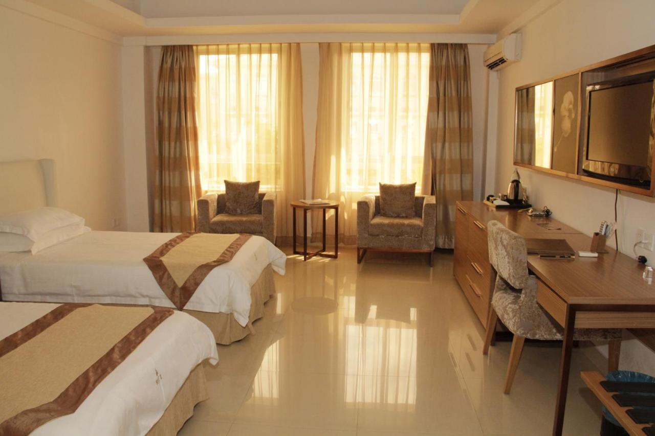 Hotel Victoria Garden 카마마 객실 사진