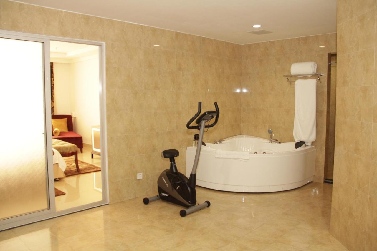 Hotel Victoria Garden 카마마 객실 사진